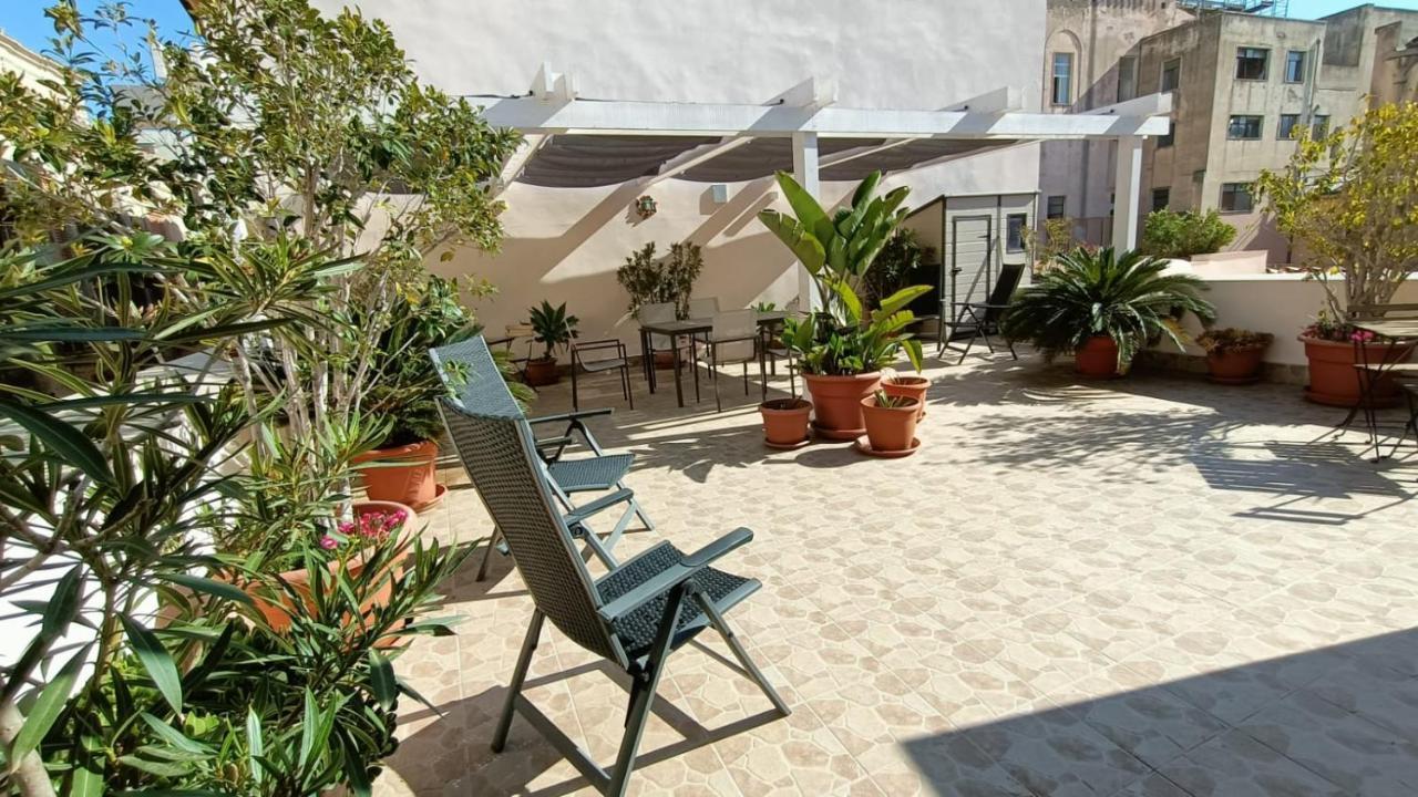 La Feluca Syracuse