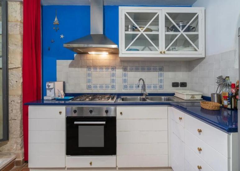 La Feluca Apartment *